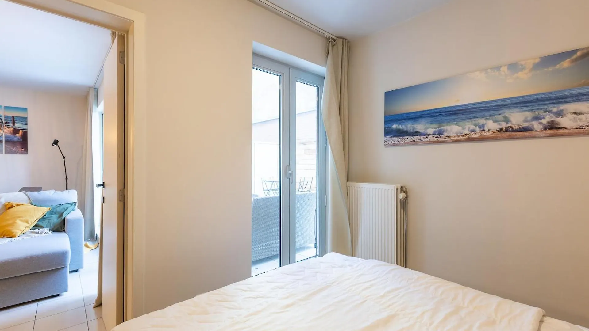 Apartment With Terrace In Ostend