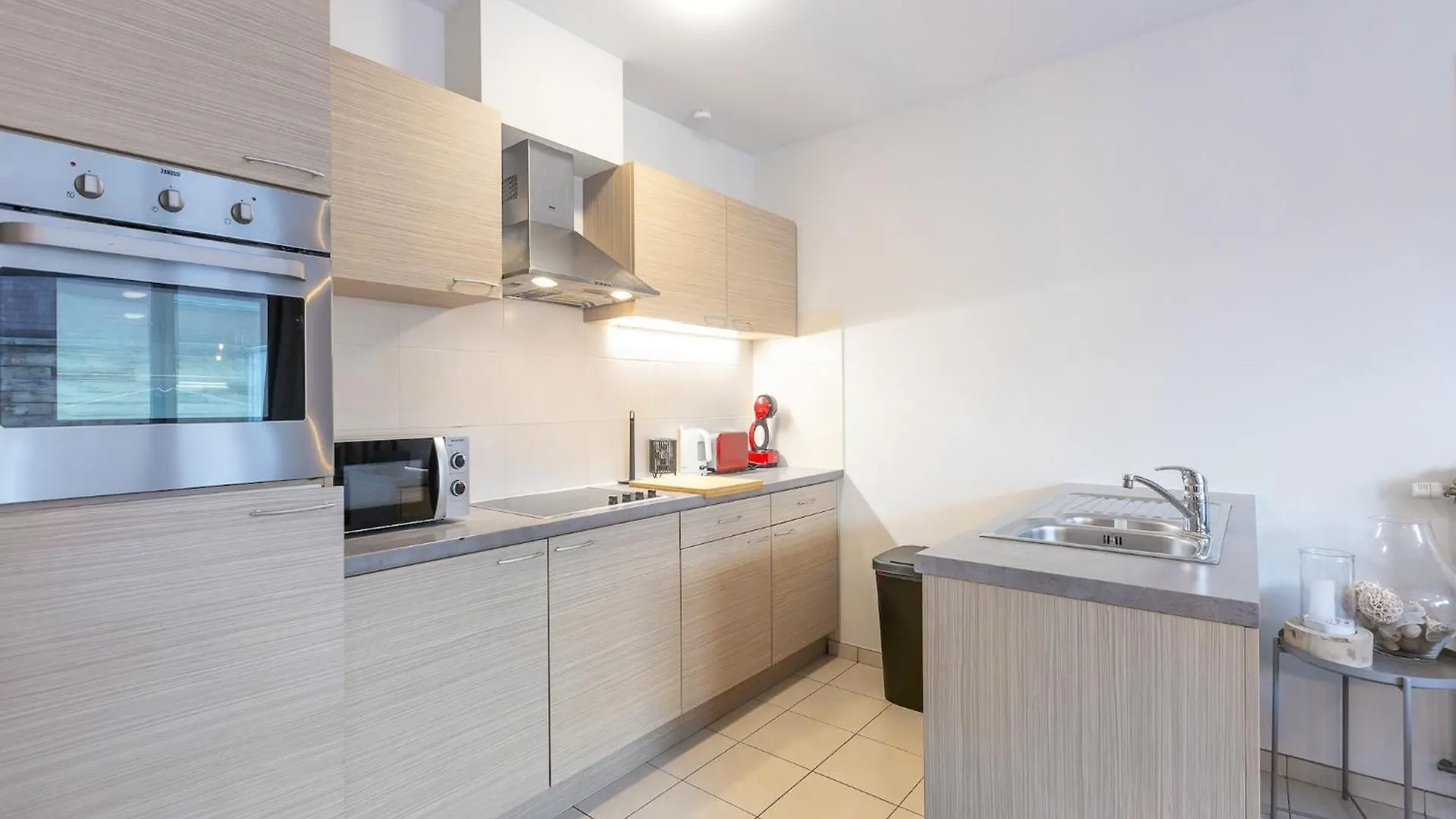 Apartment With Terrace In Ostend